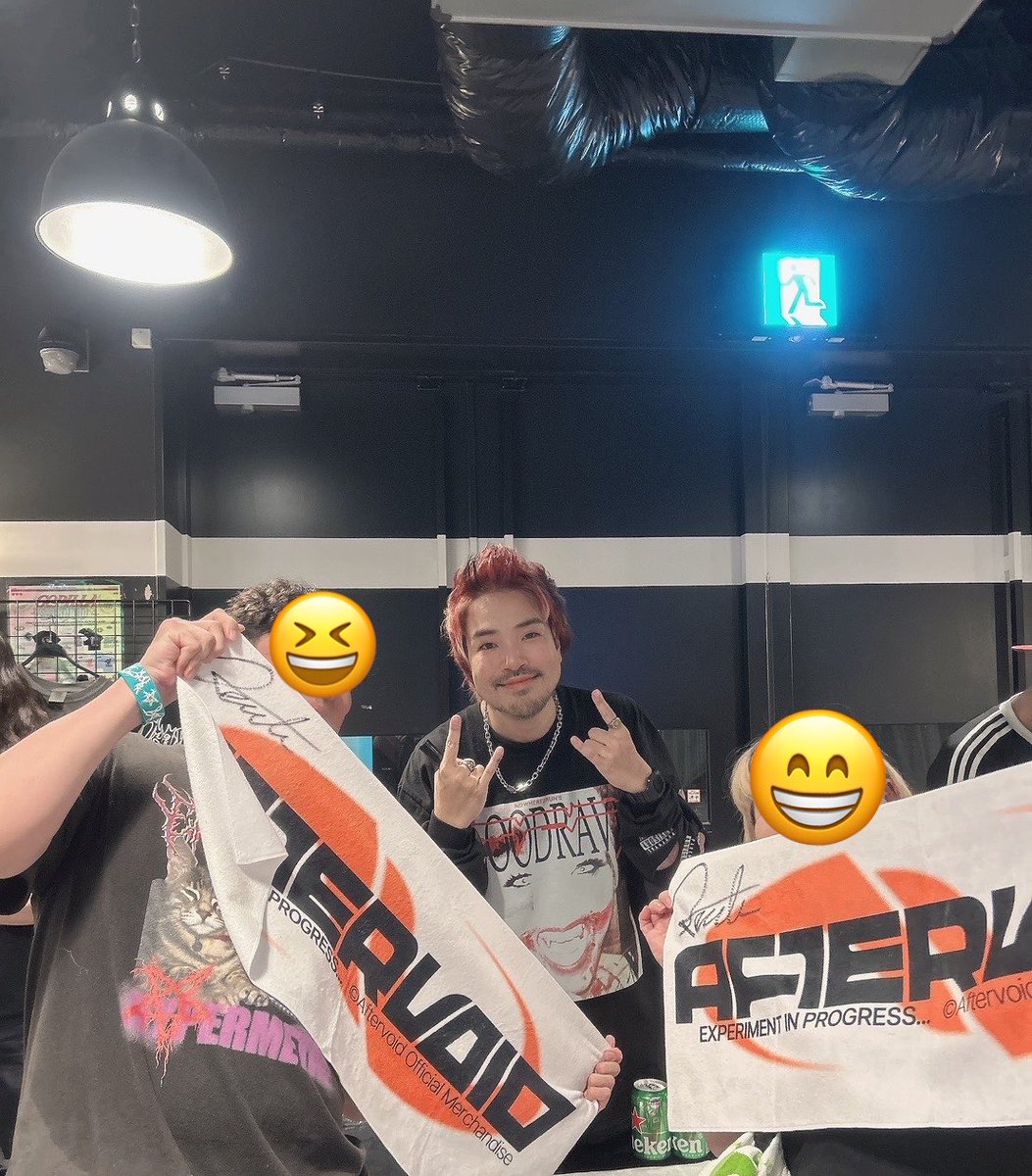mina_175's tweet photo. こいちゃんと一緒に写真撮れた🫶
タオルにサインもいただきました😄 https://t.co/bgnWP7ZqcJ