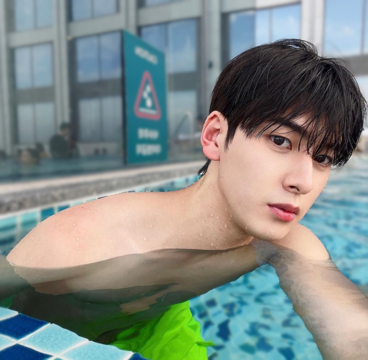 gay1069spamb's tweet photo. https://t.co/O2yD0pv4hK