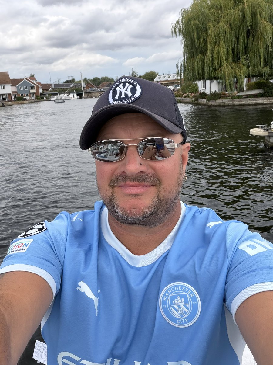 rickbrown354's tweet photo. Come on city 🔵 https://t.co/KGtenMBpFL