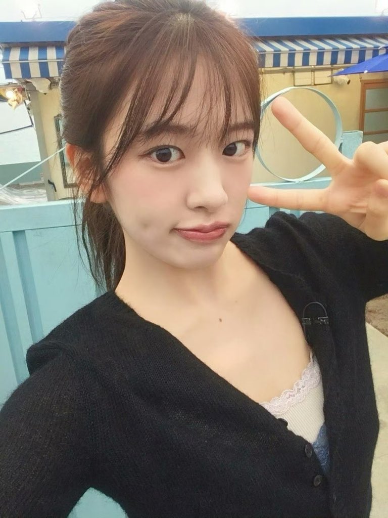Voice_Yujin's tweet photo. Starship, we demand proper rest and medical care for Yujin. Her health is not up for negotiation.

YUJIN HEALTH COMES FIRST
#STARSHIP_DO_YOUR_JOB https://t.co/zZYXzgGf7D