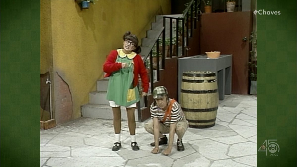 ArqChespirito's tweet photo. Arquivo Opina: O começo da semana de comemoração aos 45 anos do SBT nos trouxe raridades bem gostosas de ver. #Chaves é uma parte importante e fundamental da história da emissora, e resgatar materiais tão ricos para os fãs é uma forma de valorizar quem ajudou a construir essa trajetória ao longo de 42 anos.

Agradecemos ao @JeffersonCandid e à sua equipe pelo respeito, amor e dedicação em resgatar esses conteúdos.