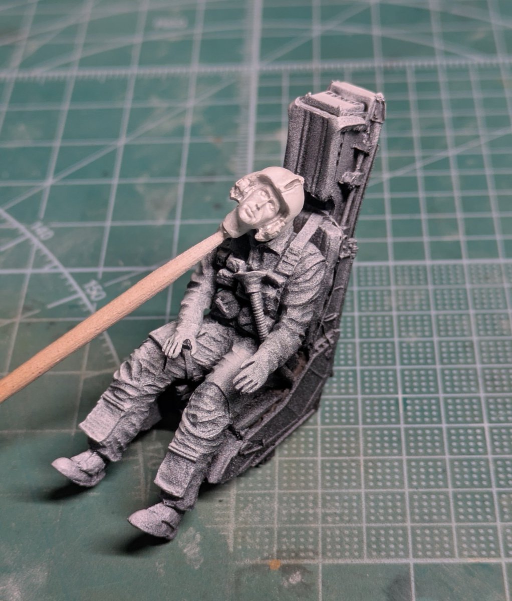 sillymodeler tweet picture