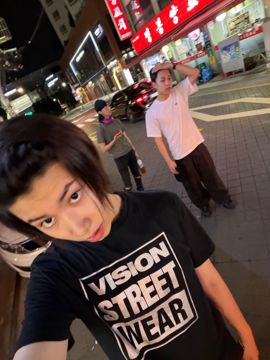 JINEHOLICS's tweet photo. HUHUHUHU ADEK UWI MAKASIH https://t.co/fAW4sFZYVP