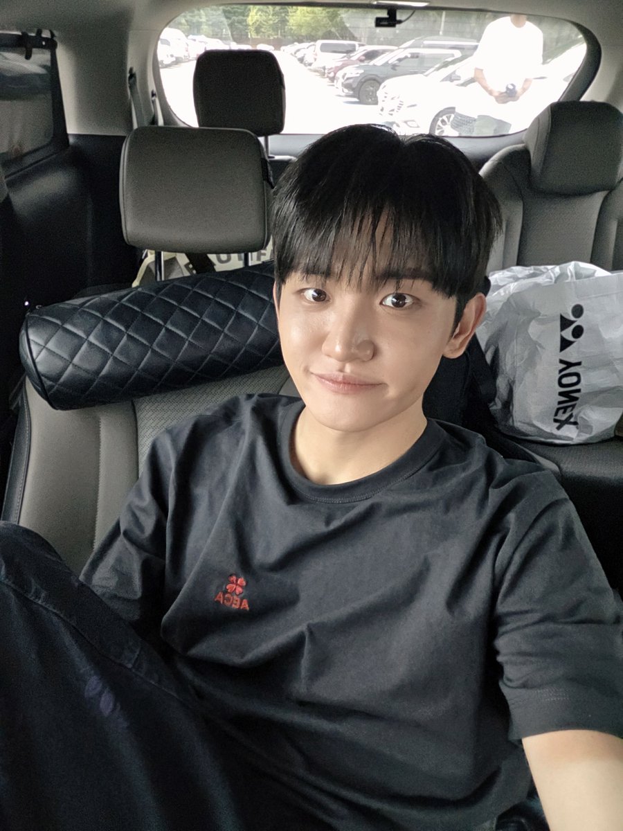ouo_n__'s tweet photo. 우왁ㄱ 진짜 귀엽게 생김 https://t.co/qVn3r8XXdo