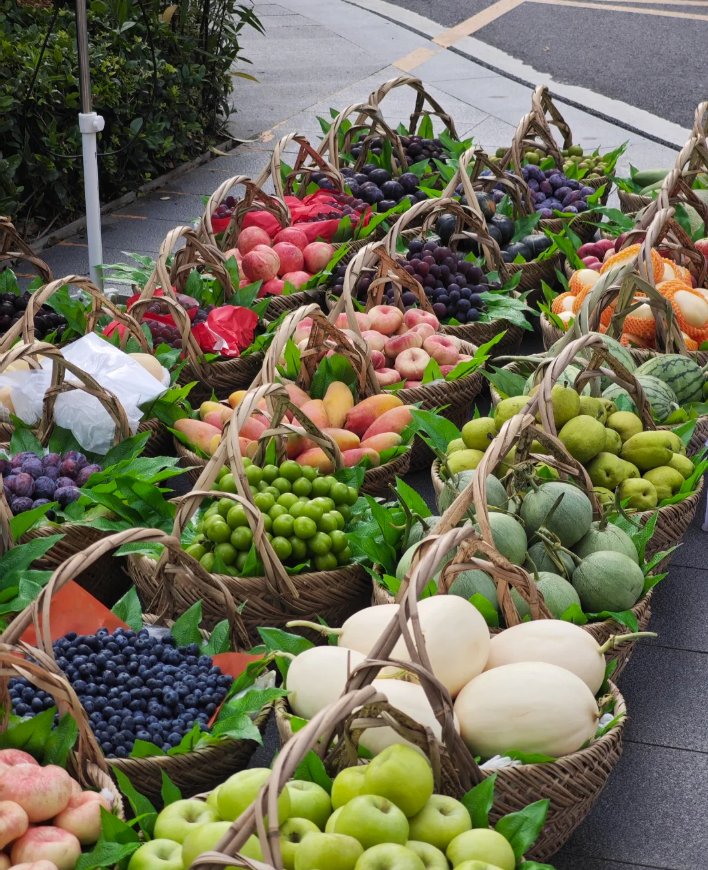 Rayies7's tweet photo. Fresh local veggies and eggs restocked at our market stall! Grab farm-fresh picks for your weekend meal prep https://t.co/qHZqKTXwGu