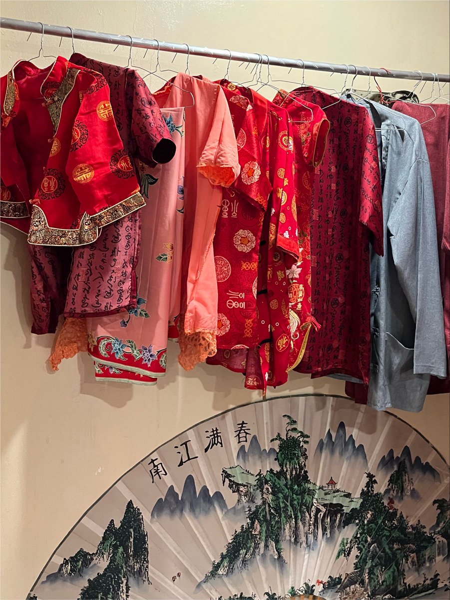 bluemarklees's tweet photo. SUKABUMIIIII🪷🌸💓 akhirnya bisa jalan jalan ke sukabumi setelah sekian lama direncanakan tp gajadi2</3 inii aku &amp; temenku full seharian makan dan jalan jalan liat2 museum dan beli oleh oleh SERUUUU BANGET bakal kesini lagi kalau ada waktu😙 https://t.co/7Wd41Fay9Q