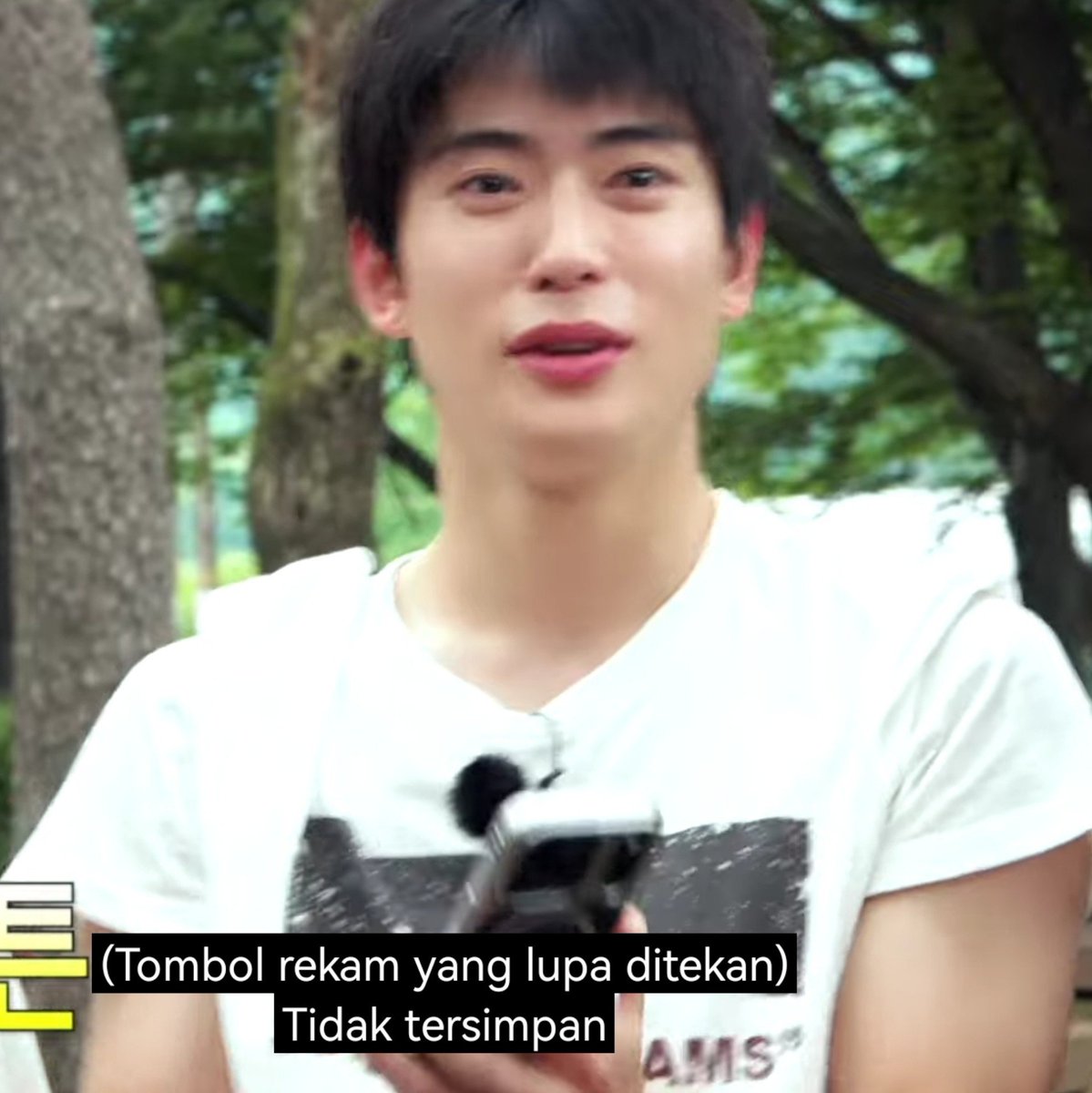 dearteaj's tweet photo. dia udah sebandel ini, ga taunya ga kerekam bgst sakit perut gue ngetawain jaehyun anjrit🤣😭 https://t.co/7grBPKpjpc