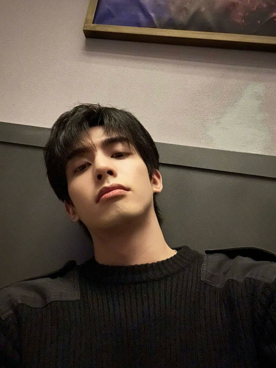 piestair's tweet photo. ⠀     ⠀ ⠀⠀   
 ⠀⠀POV: your camera roll if I was your boyfriend.
⠀     ⠀ ⠀⠀ https://t.co/IOKREFVxeU