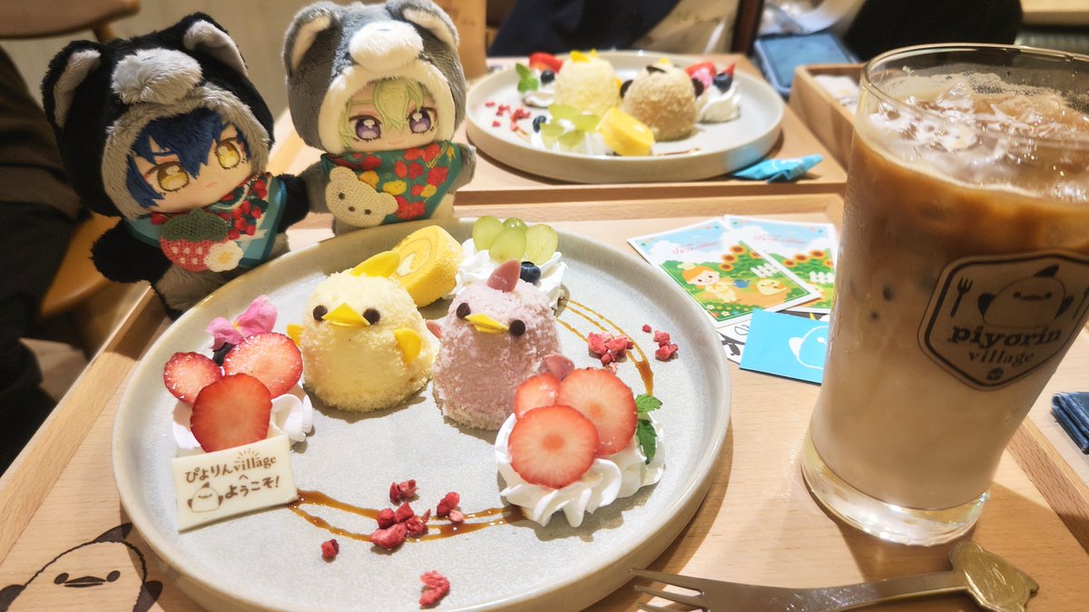 RkokoRko's tweet photo. やっと当選した初のアニカフェ店舗！
一瞬一緒に過ごせるアクスタと一緒にジュンくんのお誕生日お祝いできて幸せでした😊
念願のぴよりんも！
最後は肉も！ https://t.co/KlZLipNbhi
