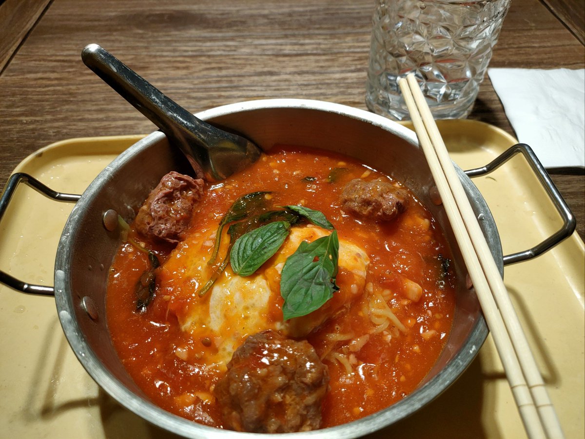 Mohdfajar8's tweet photo. Quick and cozy weekday dinner! Homemade tomato pasta with fresh basil leaves  So satisfying after a long day!， https://t.co/WpMXkAtOLD