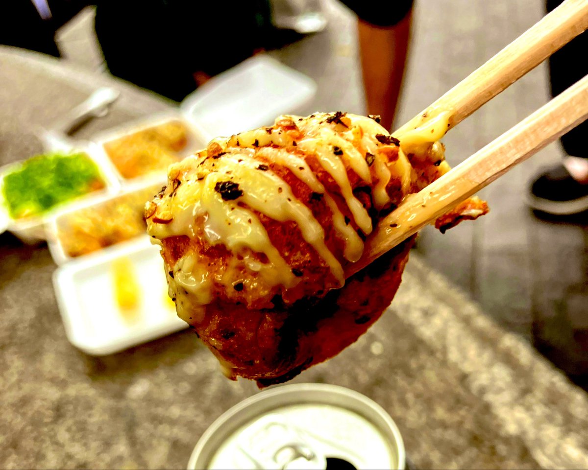 akudaikanZ's tweet photo. 大阪二日目でんがなーꉂ🤣𐤔

アメ村 #甲賀流 本店🐙

🌟ブラックペッパーマヨ🐙
🌟ねぎポン酢🐙

地元FF殿おすすめの
本場の #たこ焼き 🐙✨️
んめぇぇぇぇぇ🫰😍✨️

かんぱーち🍺*(ˊᗜˋ*)و✨️ https://t.co/MbazYLPVD1