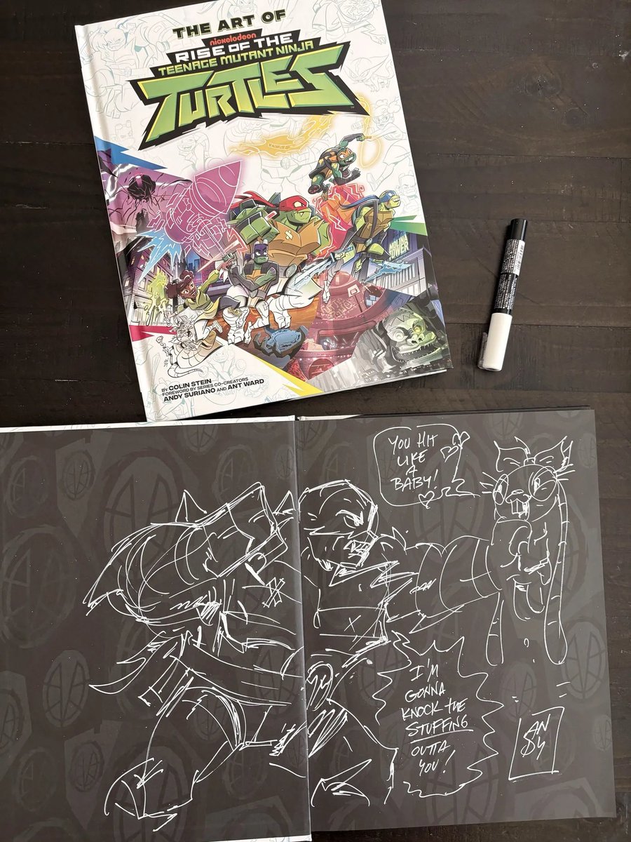 lostcoofficial's tweet photo. Raphael now has the strength to hit back his fears, LIKE A BOSS!!
If you'd like a remarked #Rottmnt art book too, make sure to nab your own before we run out forever!
https://t.co/UxMyy9SNoW
(As a reminder, remarks are randomized! Hot Soup!)
#saverottmnt #unpauserottmnt https://t.co/YhqKoAIhcD