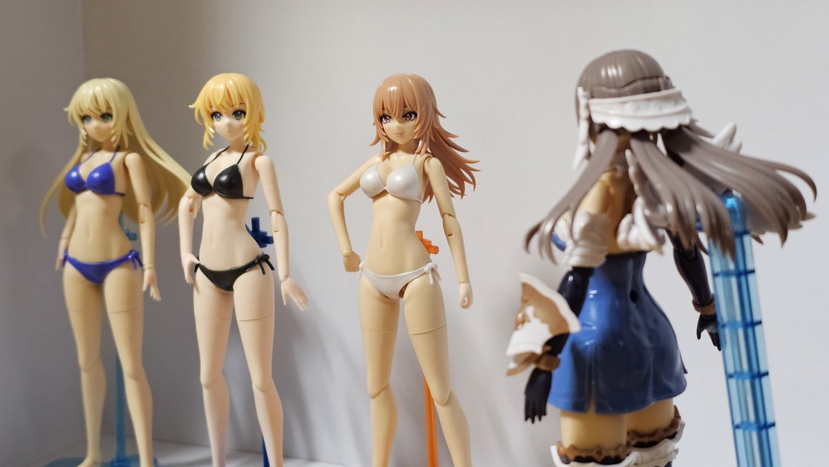 Hazenebulto5's tweet photo. half of august was gone. it could be mean that summer is almost over. well anyway, which bikini would be good for her?
#kotobukiya #arcanadea #ermeda #コトブキヤ #アルカナデア #エルメダ #코토부키야 #아르카나디아 #에르메다 #創彩少女庭園 #水着 #bikiniver https://t.co/Uirxm5NVue