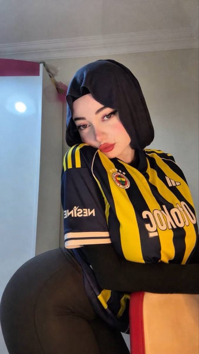 zelalrell's tweet photo. Fenerbhaçem sen çok yaşa https://t.co/R3XBMEuttK