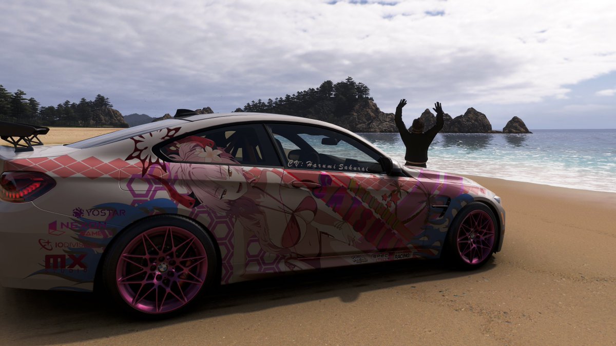 FH_SoulTang_17's tweet photo. #ForzaHorizon６ #FH6 
수영복 사츠키 다 만들었습니다!
공유받은 비닐을 차에 붙히면 공유가 안 된다는걸 깨닫고, 내가 직접 로고를 만들어서 좀 오래 걸렸네요. https://t.co/mGylmVj3H2