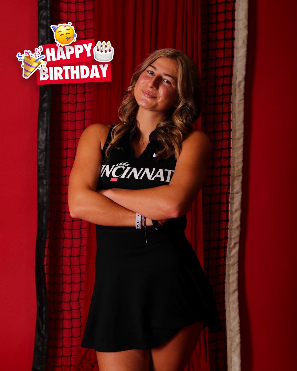 GoBearcatsWTEN's tweet photo. Happy birthday Gabby! 🥳 

#Bearcats | #RealDeal https://t.co/x2OoYAFcuj