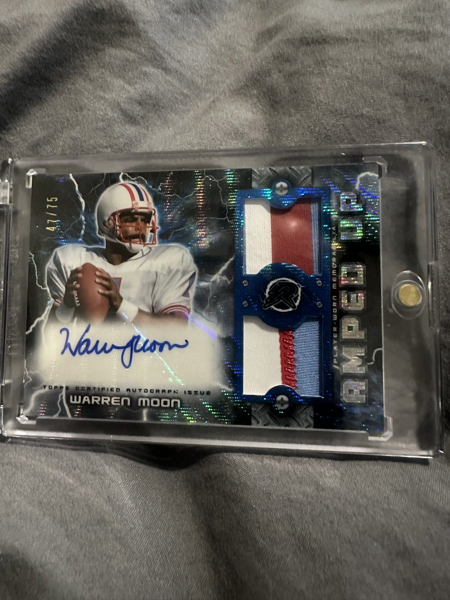 NickTheTitan's tweet photo. @ZiggsCards FS/FT $150 https://t.co/mxYothiCYx