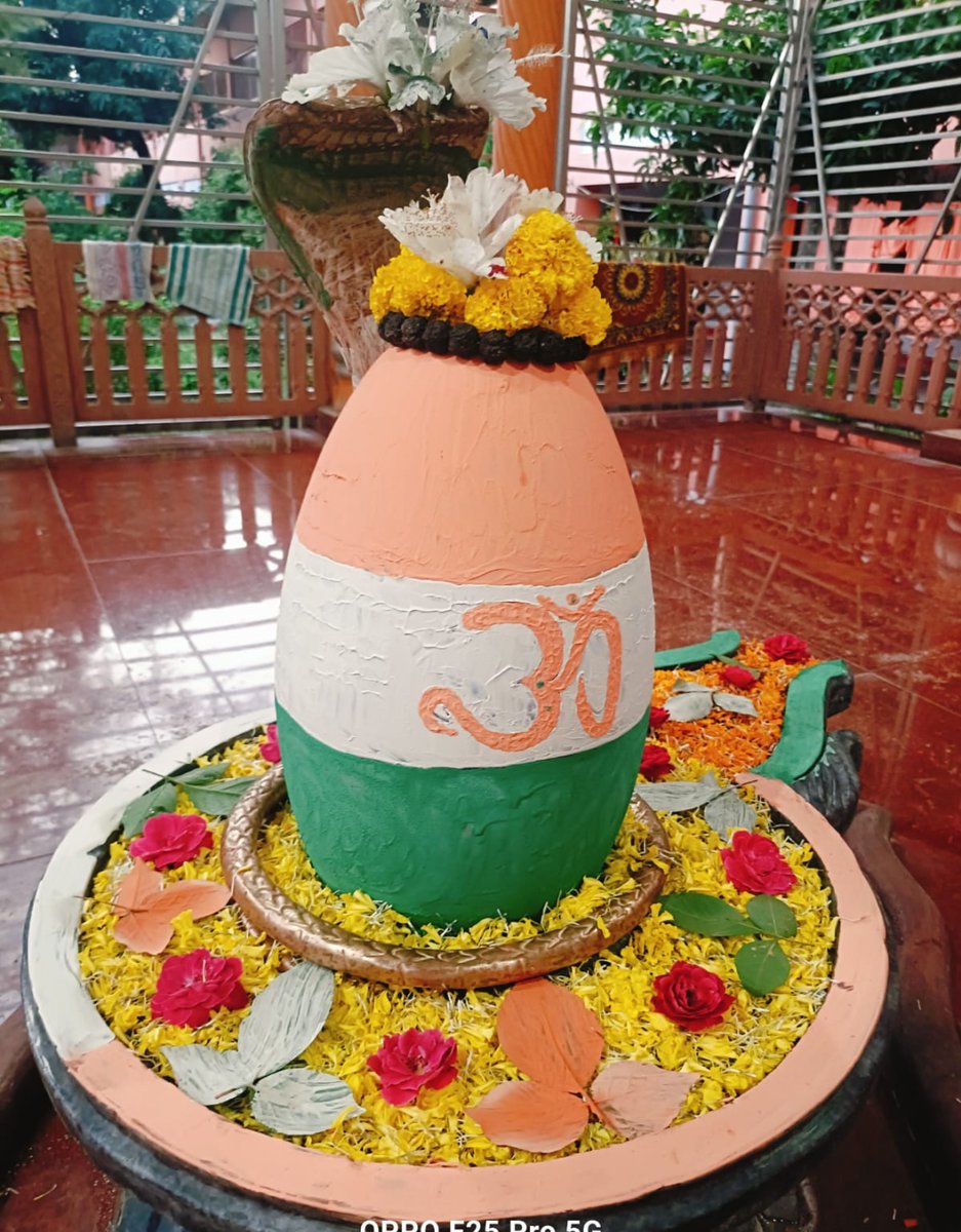 meditationindia's tweet photo. Independence Day is not only a celebration of national freedom but also an opportunity to reflect on inner freedom. Meditation helps us understand that true independence begins within—freedom from fear, anger, stress, negative thoughts, and unhealthy attachments. https://t.co/cJmZ066daR