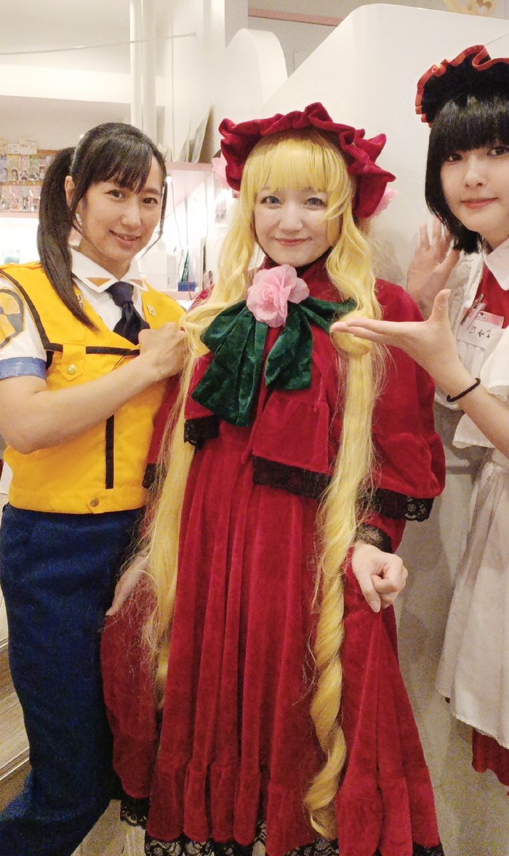 cafemailish's tweet photo. 8/16秋葉原カフェメイリッシュ
遅番ありがとうございました🌜️✨

夏コミ最終日はフリーコスプレ
いろんな衣装でお出迎えしました🥳

戦利品を並べて写真撮影したり
早速読んでいる方もいてほっこり🎶

遅番は、まゆみ&amp;うさの&amp;なゆたでした(*´∀｀)

#メイリッシュ24周年
#アキバのお店
#メイドカフェ https://t.co/2unFkLBUdi