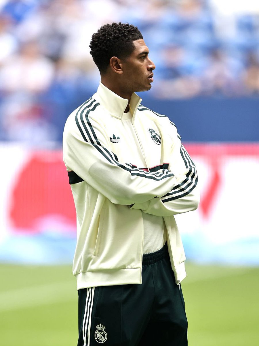 primepoise's tweet photo. 𝗠𝗔𝗧𝗖𝗛𝗗𝗔𝗬 ⚪️

🏟️📍: Veltins Arena https://t.co/Pqs22zm4xi