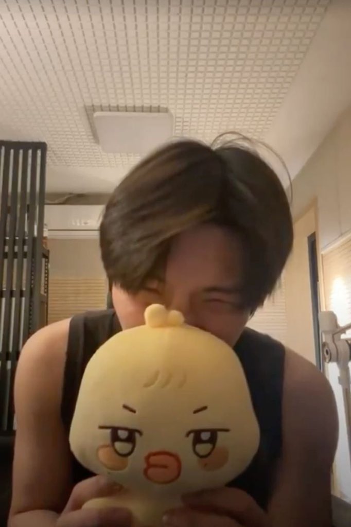 mooonbunny's tweet photo. breaking news scientists proved that every little chick in the world shares a collective heartbeat and dna code with mingi because of their sacred mother child bond https://t.co/echXmqzg07