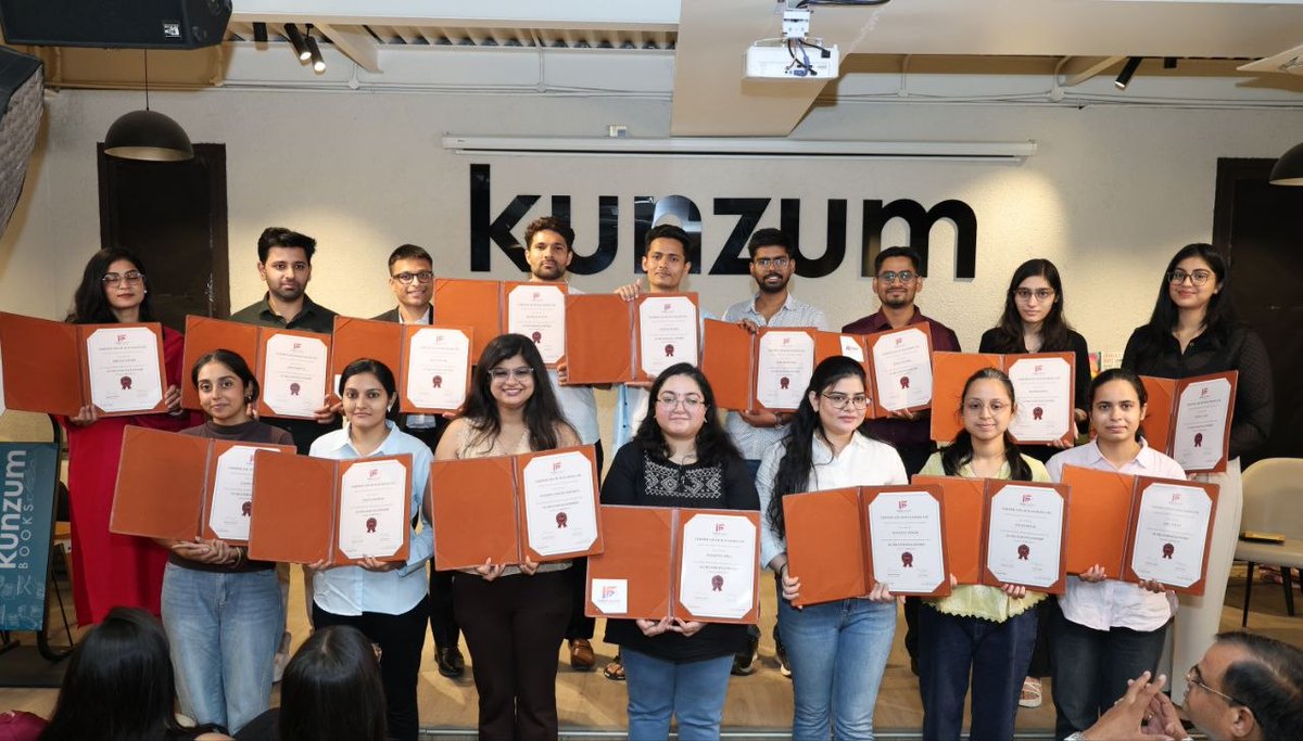 IndiaFutureAI's tweet photo. They came as learners!
They graduated as AI Creators! 🎓

The first Graduation Ceremony of the AI Creator Fellowship by @IndiaFutureAI 

We’re just getting started. 🇮🇳 https://t.co/5dLRyiMOtA