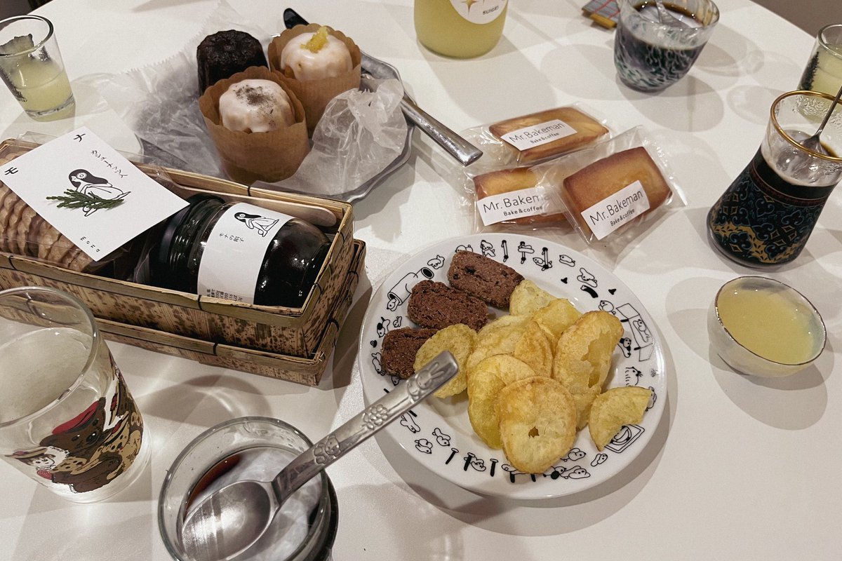 KOALA_REALITY's tweet photo. 家に来た友人にたくさん飯を食わせて太らせることが趣味です https://t.co/cejjwS14Jt