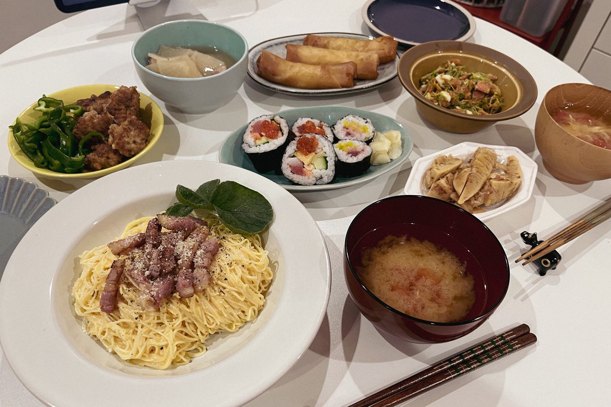 KOALA_REALITY's tweet photo. 家に来た友人にたくさん飯を食わせて太らせることが趣味です https://t.co/cejjwS14Jt