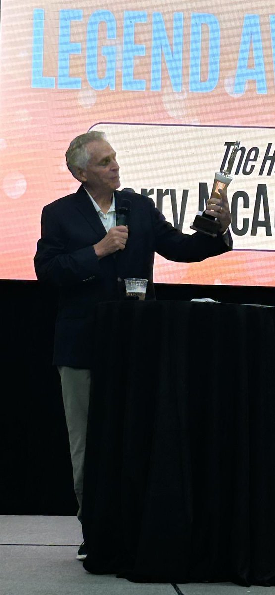 TerryMcAuliffe's tweet photo. Now this is my kind of award ceremony! 🍻 Big thanks to @vacraftbeerrun for the Virginia Craft Beer Legacy Award. Honored to help present Best-in-Show, and thanks for the Irish stout keg too. Naturally, I had to tap it for the crowd and pour a few myself. Cheers to Virginia craft beer!