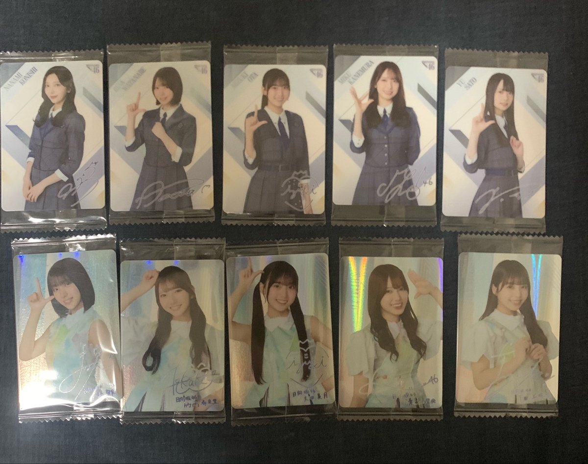 Kuwatau01's tweet photo. ローソンの日向坂のチョコクランク10個買ってみーちゃん2枚当たった😊最高すぎる！！
#日向坂46 #大田美月 https://t.co/QJR29qgYiS
