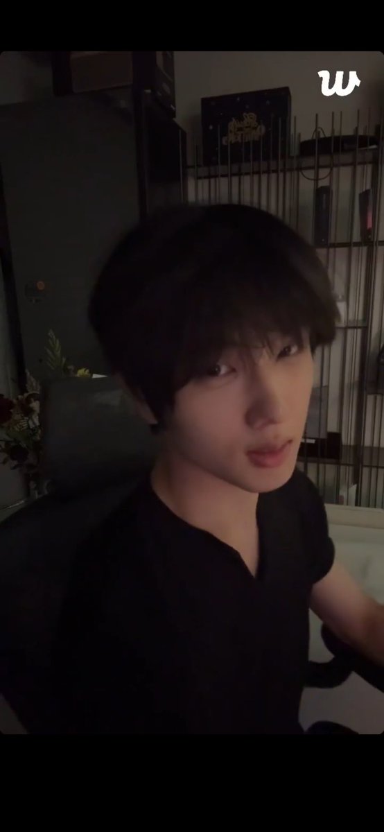 _luvmys's tweet photo. 오늘 지성이 ㅈㅉ 말갛게생김…애기 https://t.co/i9ATEyrkuC
