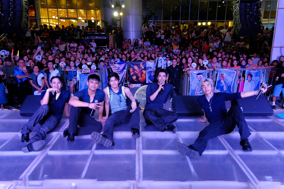 bgyo_ph's tweet photo. Life’s too short not to tell you how grateful and overwhelmed we are by the love and support you’ve shown us since yesterday! ✨

Gihigugma namo kamo, Davao! And the fun isn’t over yet! 💙😉

Keep streaming the 'On Demand' EP here:
🔗 https://t.co/96rKiIKxZJ

BGYO OnDEMAND DAVAO
#BGYO #BGYO_OnDemandMallTour