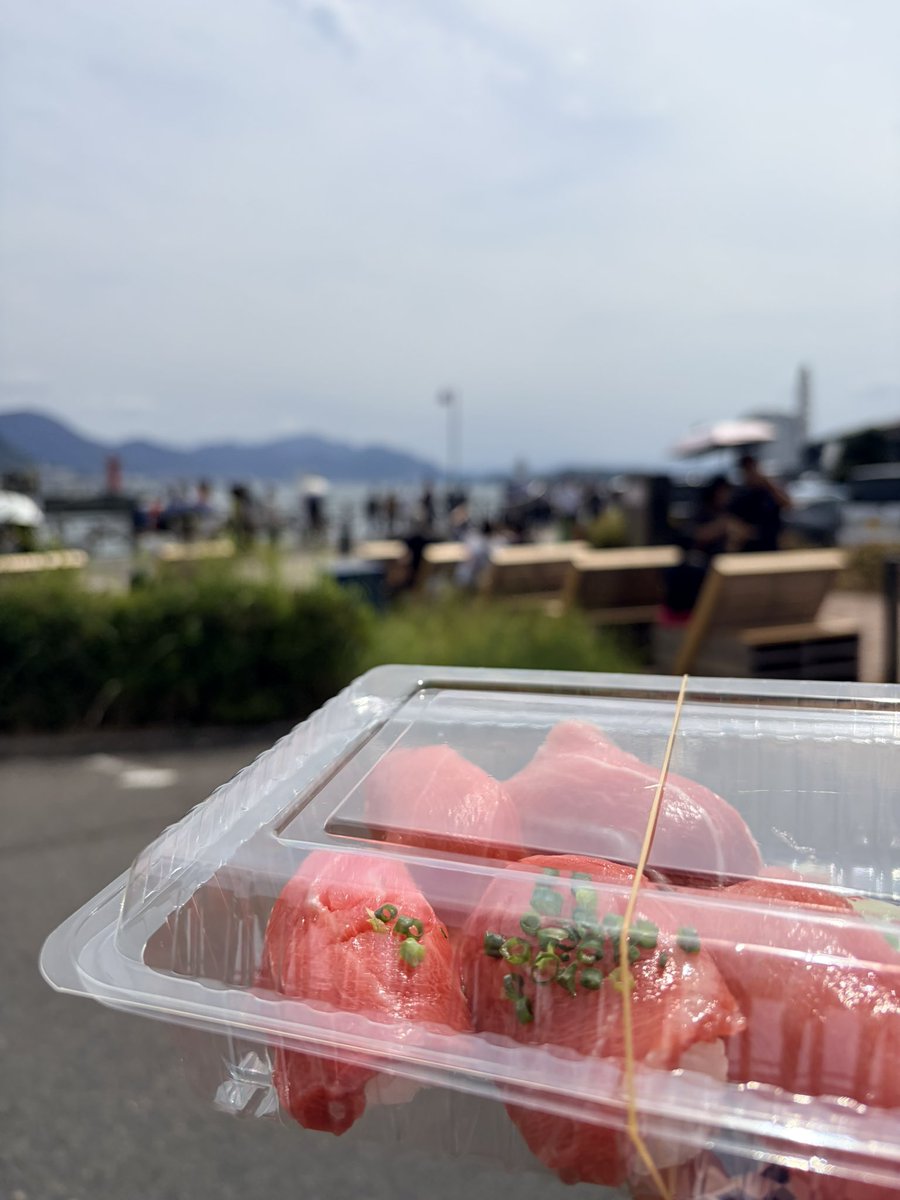 ryukinvj6l's tweet photo. またすぐ行くよ👊👊👊
マグロの脳天ばりうまい！🐟 https://t.co/qJ2JYy6lzE
