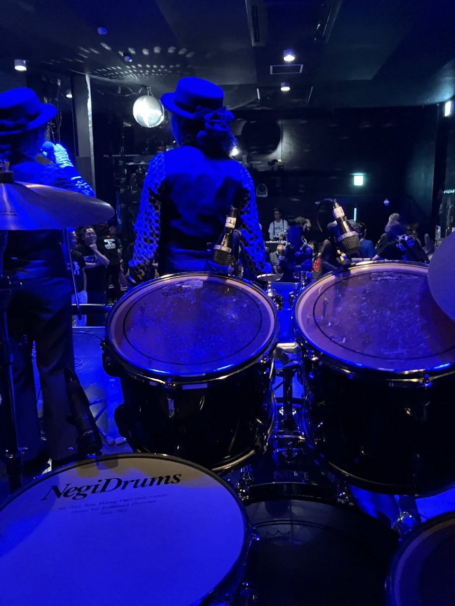 NaokiFujioka's tweet photo. 岐阜club rootsにてチャリティーライブにDDTバンドで出演してきました。
皆さま有難うございました！
#negidrum #ネギドラム https://t.co/maB7FvwnSg