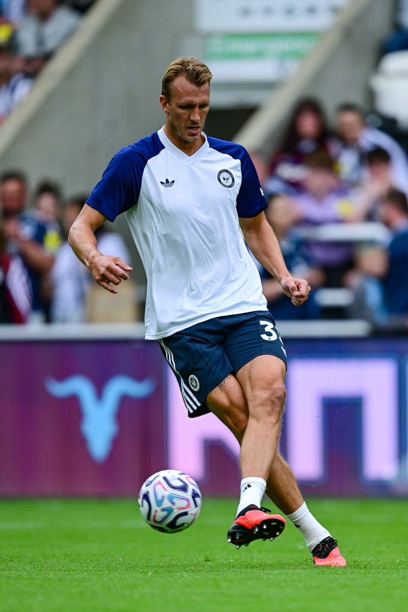 NUFCpic's tweet photo. Dan Burn
#NUFC #NewcastleUnietd https://t.co/AnmStRpTU1