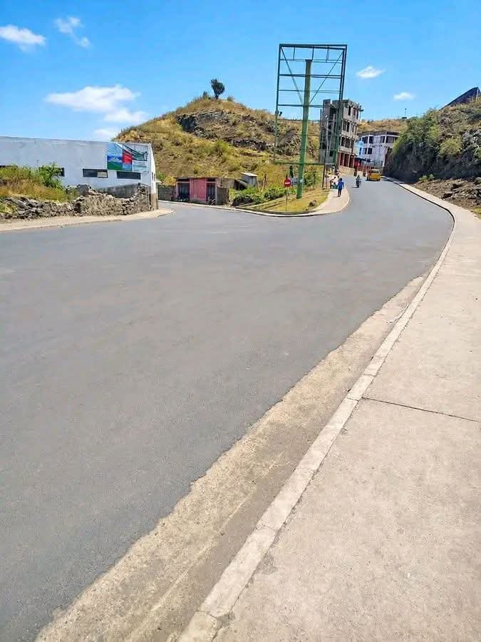 Katsuva_R's tweet photo. En toute honnêteté : Goma est une ville propre et belle.

Port de Goma. https://t.co/VBvabF2Ilx