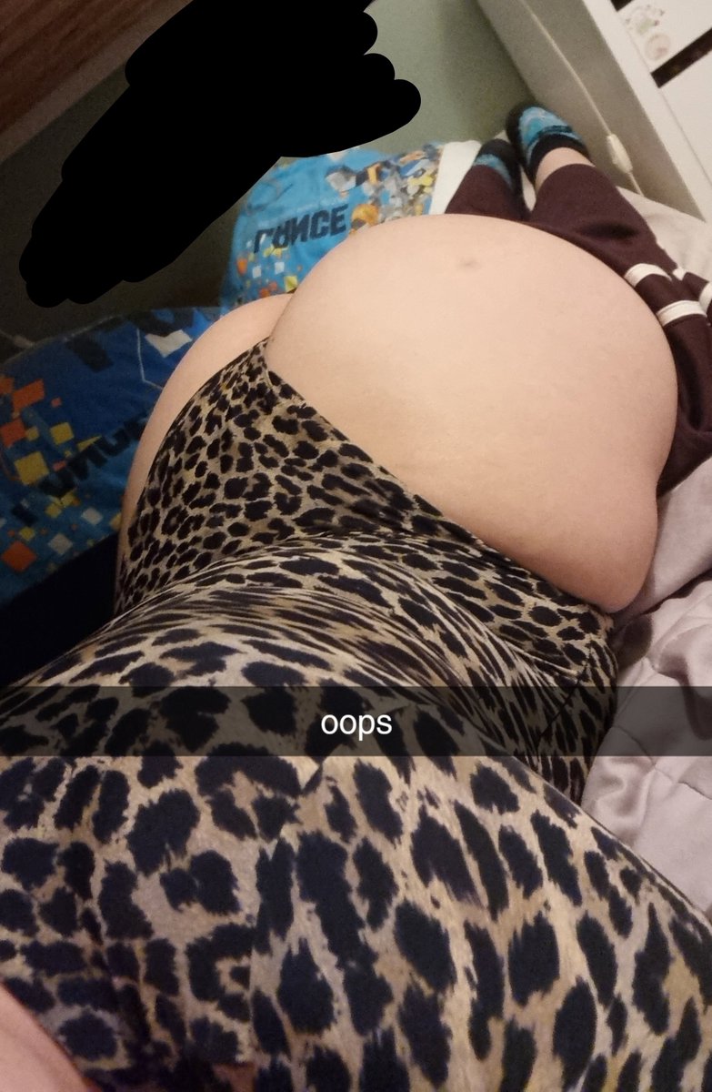 ollie_theskunk's tweet photo. i wish i could sit on someone's face and suffocate them with this big ass:3
#ass #asspics #asskink #fatass #chubby #chubbyboy #nudes https://t.co/NmhNlIPKZH