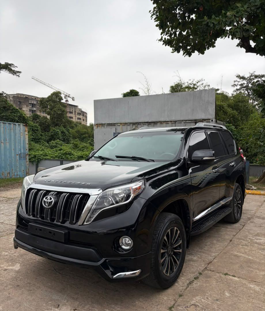 OnyitexHQ's tweet photo. Bought Brand New 2014 Toyota Prado with Low Mileage &amp; Untouched Engine/Gear Now Available - ₦28.9M https://t.co/SrEGvNaQ9a