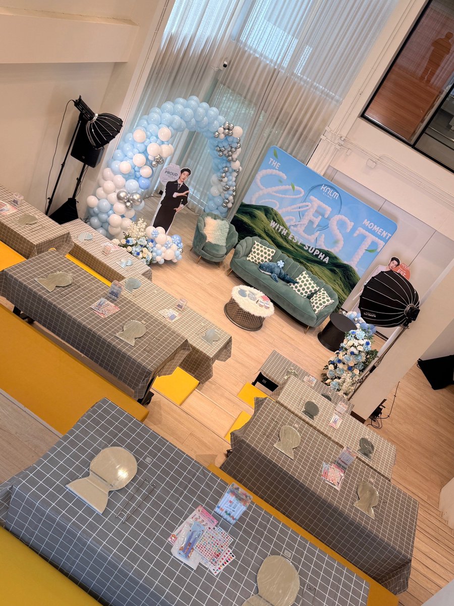 lattesipper's tweet photo. 🦈: actually, I wanted to mention that this is the exact place where we shot you maniac poster. so coming back here and getting to hold an event with everyone feels heartwarming

ouw🥹
ClosEST MOMENT WITH EST
#KalmclosESTmoment
#KalmClinicxEST #est_rvp https://t.co/rj0eWg9GY7 https://t.co/H8qKtjMw4O