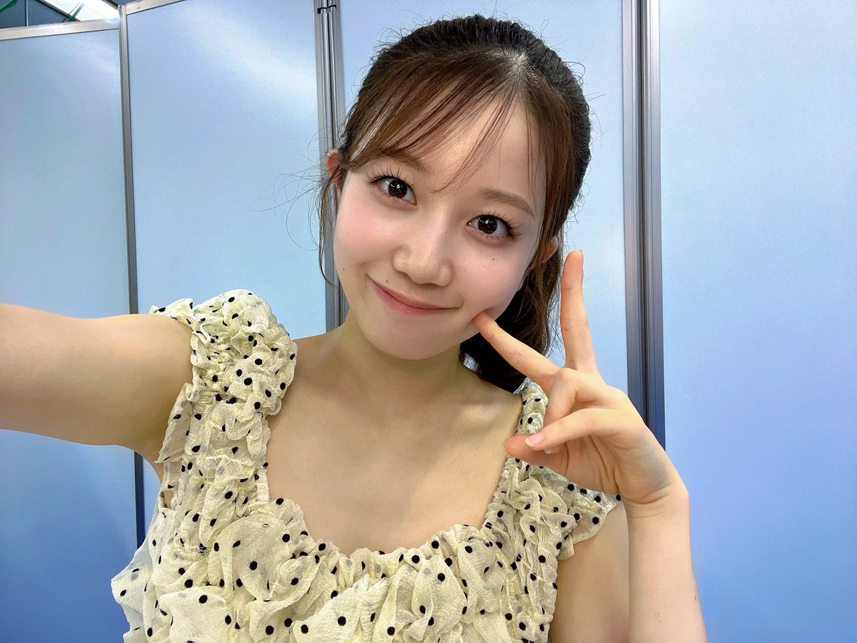 mayuu_masai0301's tweet photo. #AKBが好きish
2日間ありがとうございました！

なんと早いもので、
今シングルラストのオンラインお話し会でした〜(๑˃̵ᴗ˂̵)!✨

みんなからたくさんの元気をもらって
また明日からギア全開で頑張れそう♪ https://t.co/HIRXlbJEZz