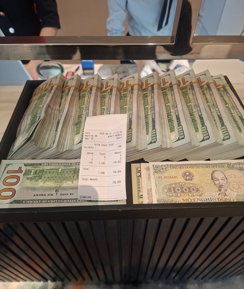 casino_hcmc's tweet photo. 🔥 MONTHLY JACKPOT ALERT! 🔥
💰 $109,309.71 is lighting up the Monthly Jackpot at Club V! ✨
The number is BIG — and the excitement is getting even bigger. Who’s feeling lucky tonight? 🍀🔥
───

🔥 월간 잭팟 주목! 🔥
💰 Club V의 Monthly Jackpot $109,309.71! ✨
커지는 잭팟만큼 뜨거워지는 기대감 — 오늘 밤 행운의 주인공은 누가 될까요? 🍀🔥
───

🔥 Monthly Jackpot 火热进行中！🔥
💰 Club V 月度 Jackpot 已达 $109,309.71！✨
大奖数字持续升温，今晚的幸运会属于谁？🍀🔥

#clubv #clubvegaming #gamingclub #hcmc #casinohcmc #hochiminhcasino #monthlyjackpot #bigjackpot