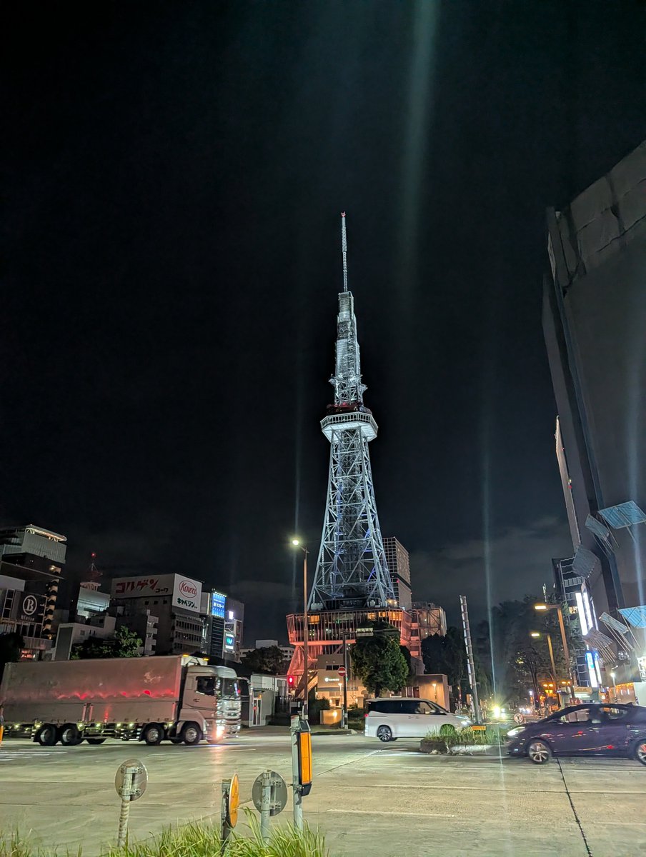 htrytk7's tweet photo. 今夜は白川公園の近くで呑んだので
帰りに巡礼

本当にニュジロスなんだなと感じた
酔いざましに歩いてホテルまでの夜 https://t.co/Z8p9b4V6pK
