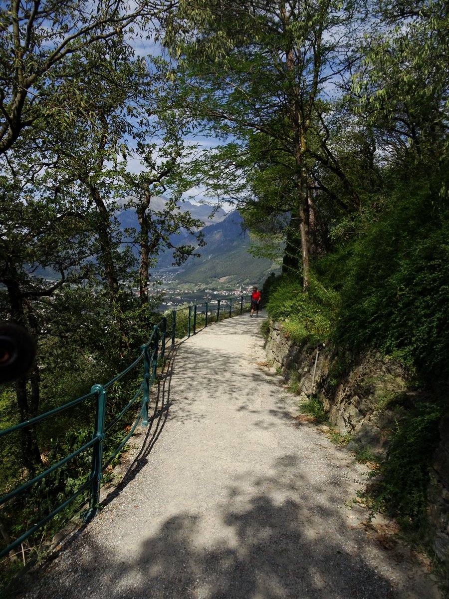 Michael74942622's tweet photo. Wandern an einem anderen Ort https://t.co/BremcIrfTY