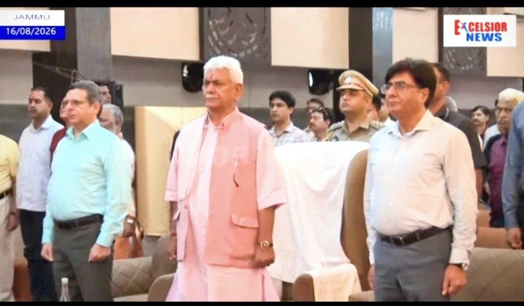 tickoosachin's tweet photo. Attended today  Foundation Day programme organised by KP Volunteers a Non Profit Org. as a special invitee, His Excellency Sh.Manoj Sinha Ji @manojsinha_ Ji Lt.Governor J&amp;K was Cheif Guest on the occasion, who lauded the efforts of the KP Volunteers for their philanthropic work https://t.co/bfSIeHtvZI