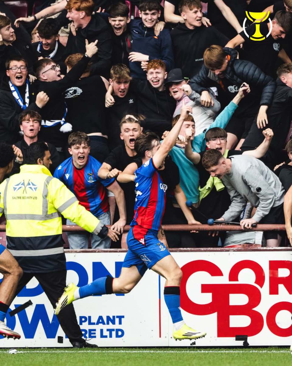 spfl's tweet photo. Away end scenes 🤩 https://t.co/JqpHhYfgSj