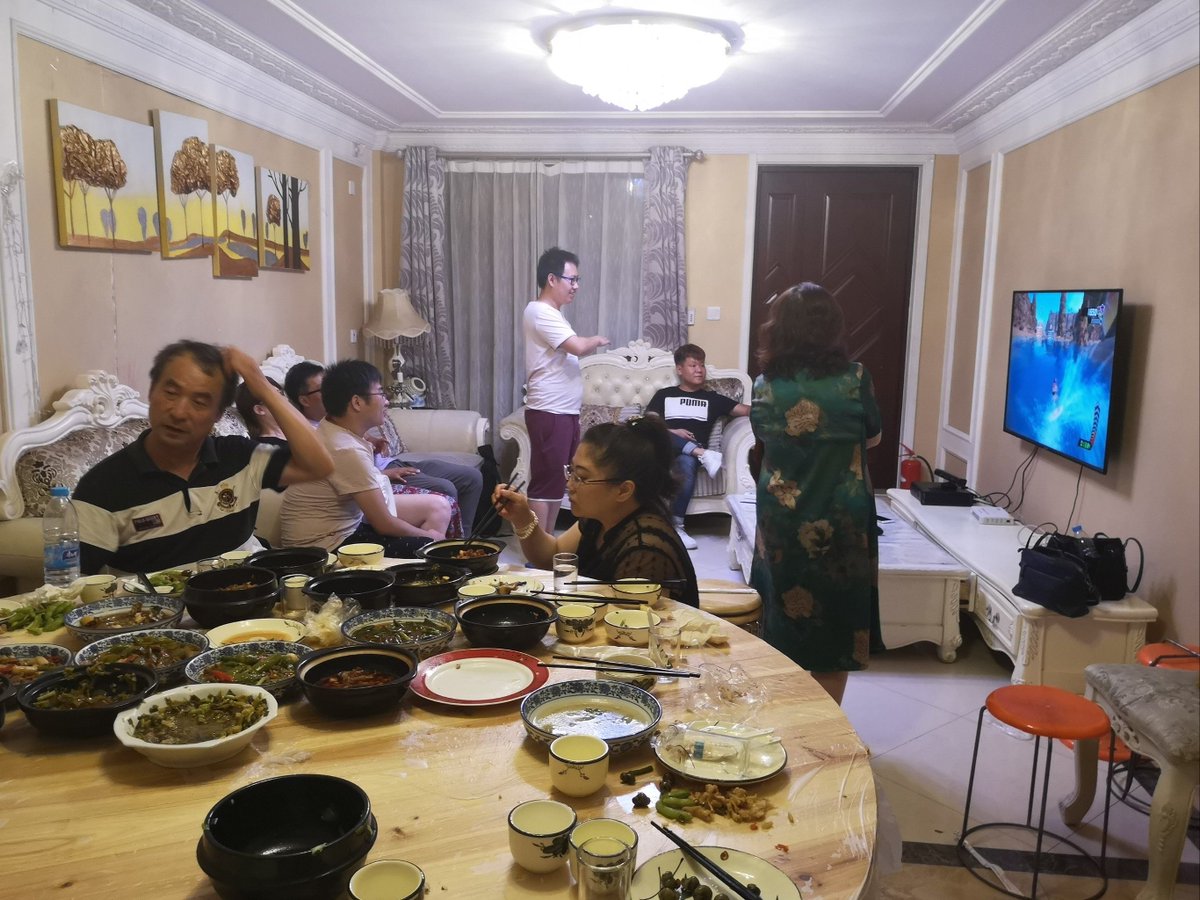 ERe_CP's tweet photo. Nothing beats lazy Sunday afternoons with my people—warm snacks, silly chats, and zero plans https://t.co/2lHbqrzHm6