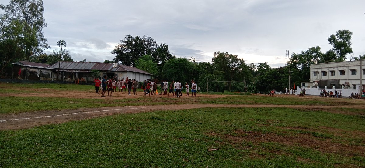 R10817Reang's tweet photo. Aj toh mht mja ayi .....  😊
Total 22 teams ke winner? ?  milgye ❤️ 

#Happy #Footballwinner #Everyone #goodevening https://t.co/gCstY9LnQW