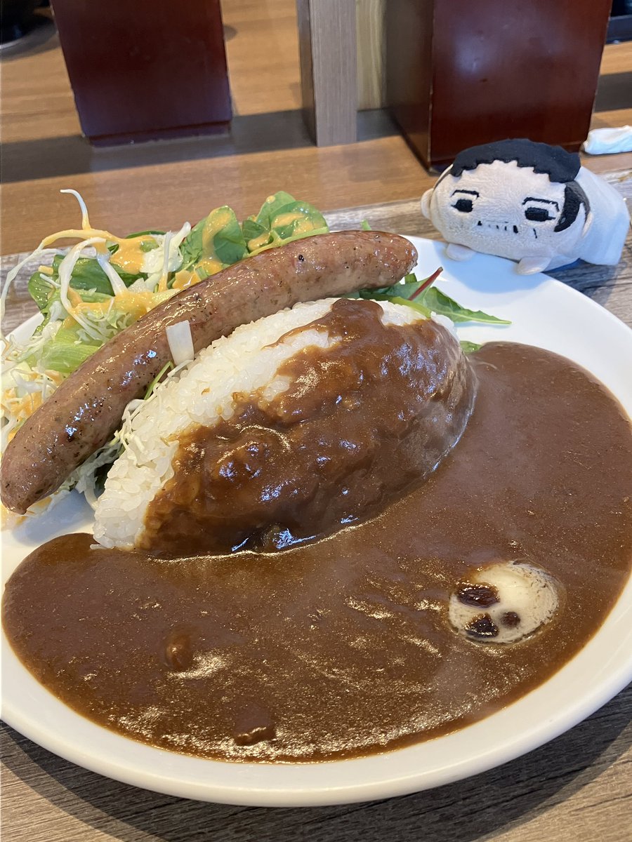 rouxxchan's tweet photo. 今日で夏休暇終了。実家とかないからどこも行かないけど今年は山の日に山へ行きたいと夫さんの要望で台風が迫っているのに駒ヶ根へ。諏訪で食べたハンバーグ美味しかったね。八ヶ岳SA上りの清里カレーも(ﾟдﾟ)ｳﾏｰだったね、のる尾ちゃん https://t.co/ecxixRxaO4