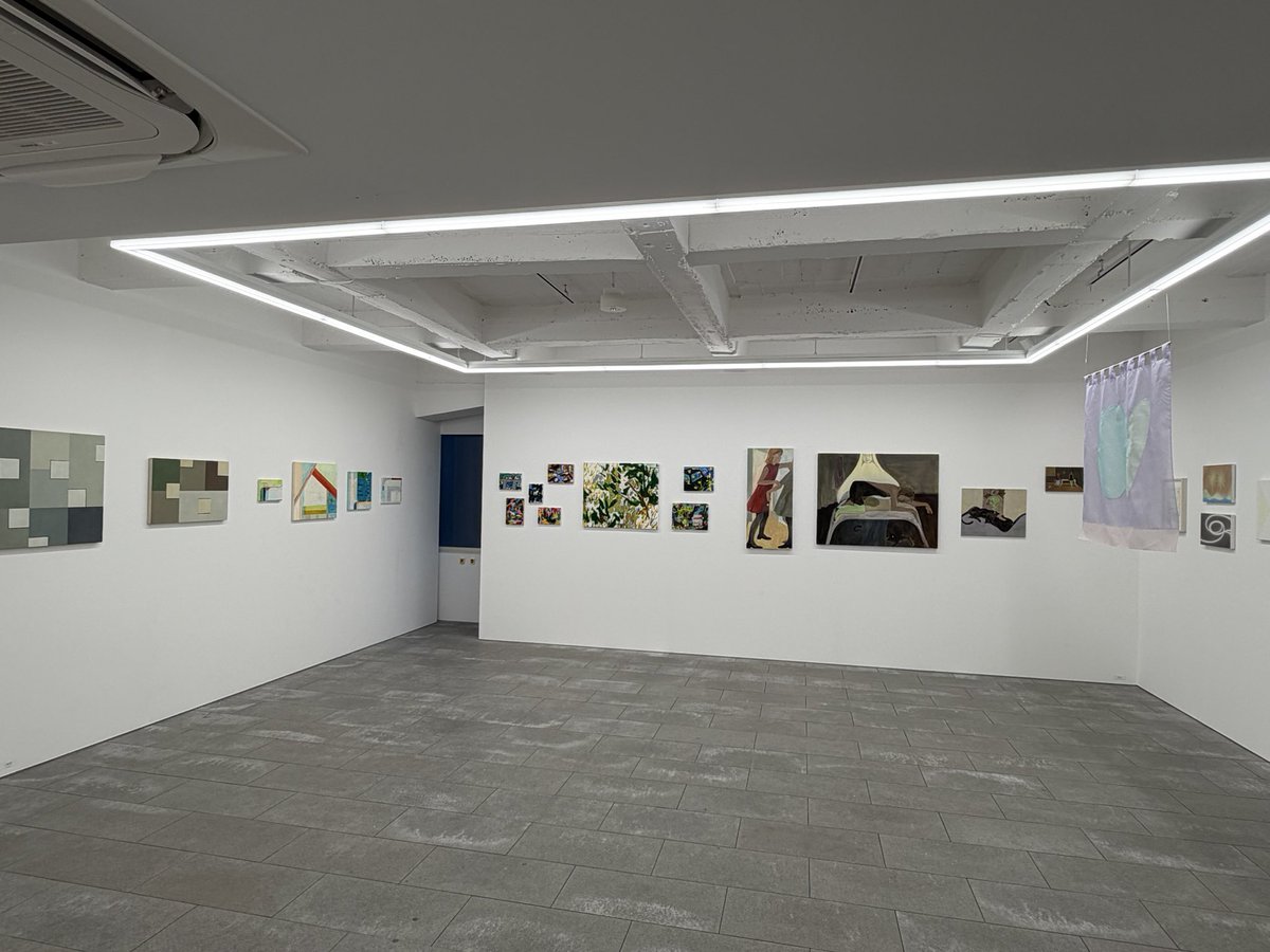 mirabelle1395's tweet photo. AWASE galleryとbiscuit galleryへ。両ギャラリー共催のグループ展「grid next: 2026 – Emerging Artists Showcase」。若手作家発掘の役割を持つ恒例の展示。8/30(日)まで。 https://t.co/GcLmEOXdPd
