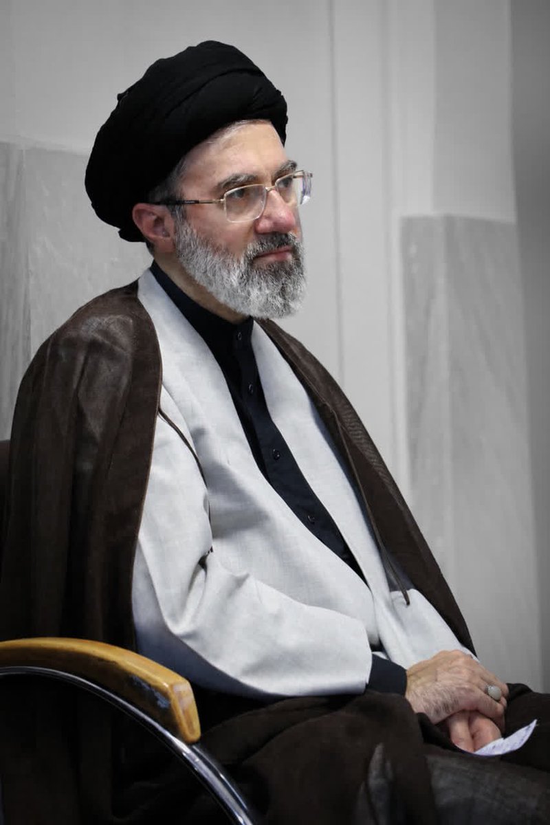 yasi_razaghiya1's tweet photo. چاکر این یدونه آقام 🫶🫡 https://t.co/g1Sq33d5MX